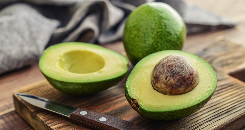 Beneficiile aduse de consumul de avocado